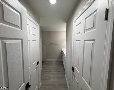 740 Foxtail Street E - Photo Thumbnail 7