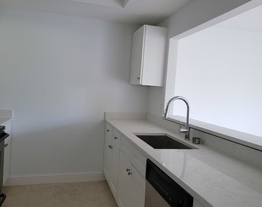 3322 N Key Drive - Photo Thumbnail 13