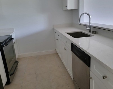 3322 N Key Drive - Photo Thumbnail 11