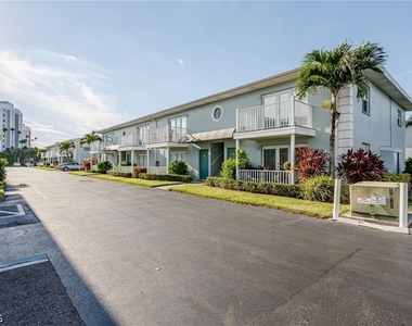 3322 N Key Drive - Photo Thumbnail 7