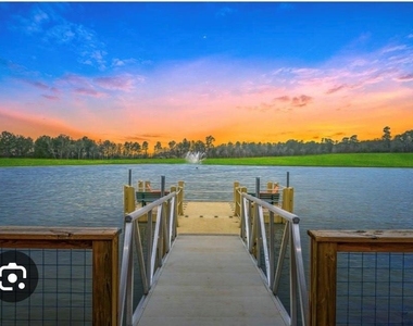 748 Wedgewood Park - Photo Thumbnail 3