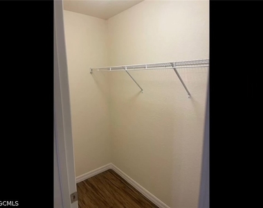 7013 Rich Circle - Photo Thumbnail 9