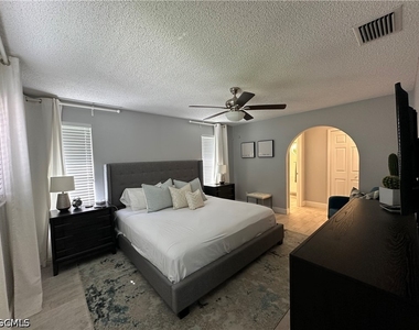 1201 Se 32nd Terrace - Photo Thumbnail 34
