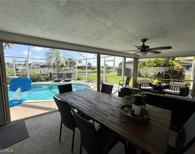 1201 Se 32nd Terrace - Photo Thumbnail 17
