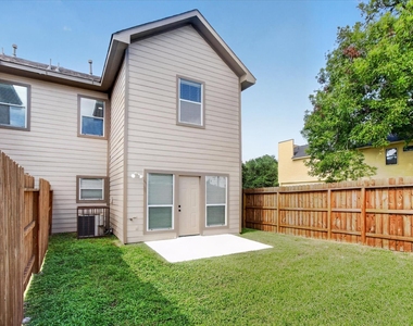 3323 Dennis Street - Photo Thumbnail 13