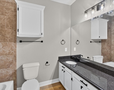 3323 Dennis Street - Photo Thumbnail 8