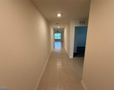 4409 Garden Boulevard - Photo Thumbnail 9