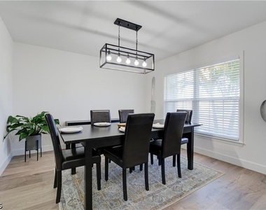 2822 Nw 7th Terrace - Photo Thumbnail 16