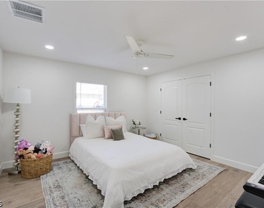 2822 Nw 7th Terrace - Photo Thumbnail 22