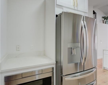 2822 Nw 7th Terrace - Photo Thumbnail 10