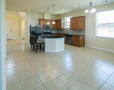 1327 Graham Trace Lane - Photo Thumbnail 9