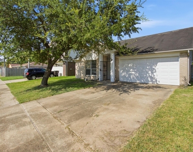 15738 Boonridge Road - Photo Thumbnail 3