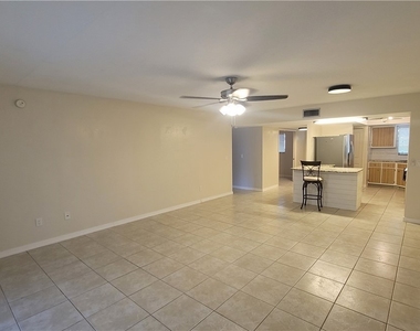 1202 Cape Coral Parkway W - Photo Thumbnail 24