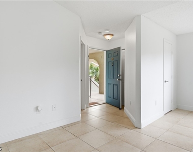 12730 Equestrian Circle - Photo Thumbnail 2