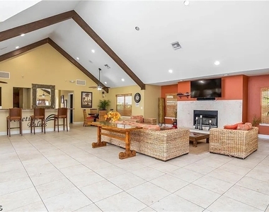 12730 Equestrian Circle - Photo Thumbnail 20