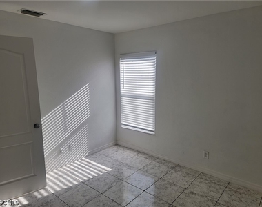 3802 11th Street Sw - Photo Thumbnail 10
