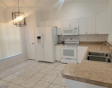 3802 11th Street Sw - Photo Thumbnail 3