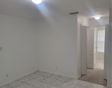 3802 11th Street Sw - Photo Thumbnail 7