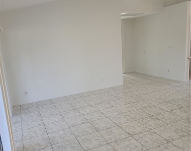 3802 11th Street Sw - Photo Thumbnail 11