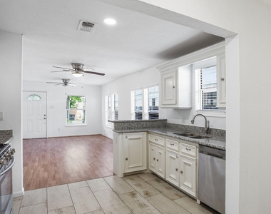 5315 Bell Street - Photo Thumbnail 5