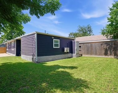 5315 Bell Street - Photo Thumbnail 19