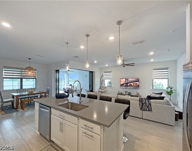 2057 Yellowfin Circle - Photo Thumbnail 6
