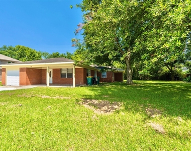 2109 Jeridona Street - Photo Thumbnail 1
