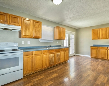 2109 Jeridona Street - Photo Thumbnail 8