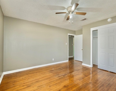 2109 Jeridona Street - Photo Thumbnail 16
