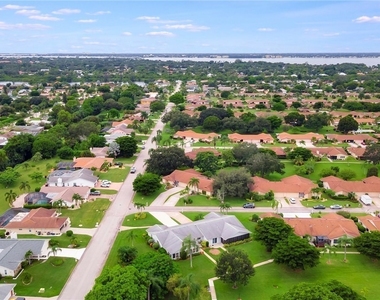 1516 Sautern Drive - Photo Thumbnail 12