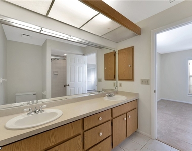 1516 Sautern Drive - Photo Thumbnail 32