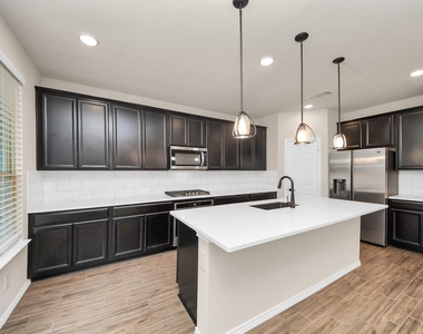 10325 Harmon Smith Drive - Photo Thumbnail 11
