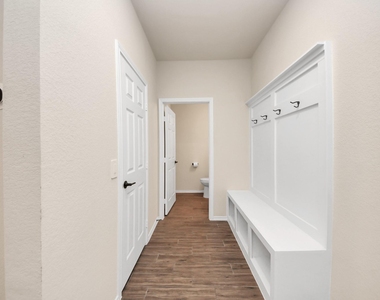 10325 Harmon Smith Drive - Photo Thumbnail 18