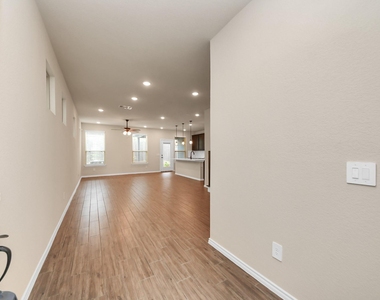 10325 Harmon Smith Drive - Photo Thumbnail 5