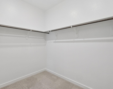 404 Sunrise Ranch Drive - Photo Thumbnail 7