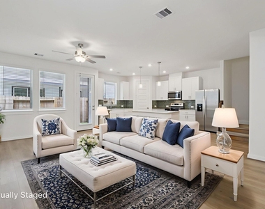 404 Sunrise Ranch Drive - Photo Thumbnail 1