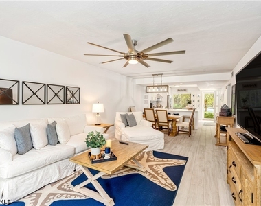 3001 Sandpiper Bay Circle - Photo Thumbnail 8