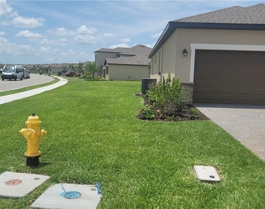 3389 Menores Way - Photo Thumbnail 12