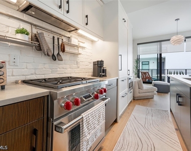 850 Central Avenue - Photo Thumbnail 4
