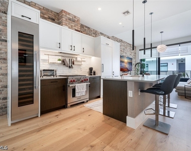 850 Central Avenue - Photo Thumbnail 3