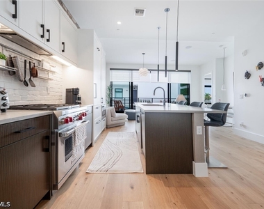 850 Central Avenue - Photo Thumbnail 2