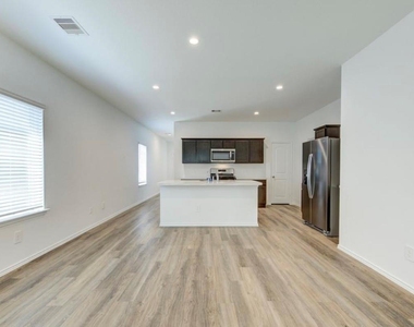12322 Morning Vista Drive - Photo Thumbnail 6