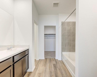 12322 Morning Vista Drive - Photo Thumbnail 24