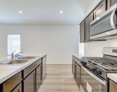 12322 Morning Vista Drive - Photo Thumbnail 13