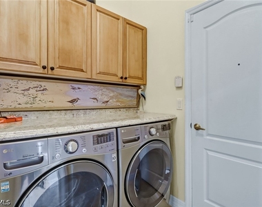 1119 Se 1st Terrace - Photo Thumbnail 24
