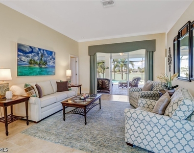 1119 Se 1st Terrace - Photo Thumbnail 6