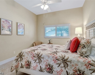 1119 Se 1st Terrace - Photo Thumbnail 22