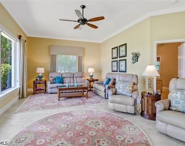 1119 Se 1st Terrace - Photo Thumbnail 15