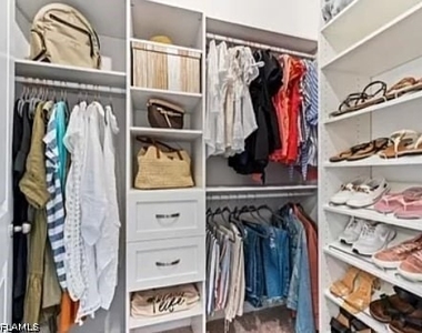 9397 Pocida Court - Photo Thumbnail 29