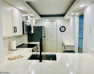 601 Seaview Court - Photo Thumbnail 2